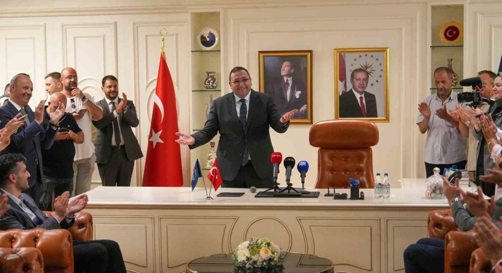 Üsküdar Belediye Başkan Vekili Dündar Ziya Gültekin Hayatını Kaybetti