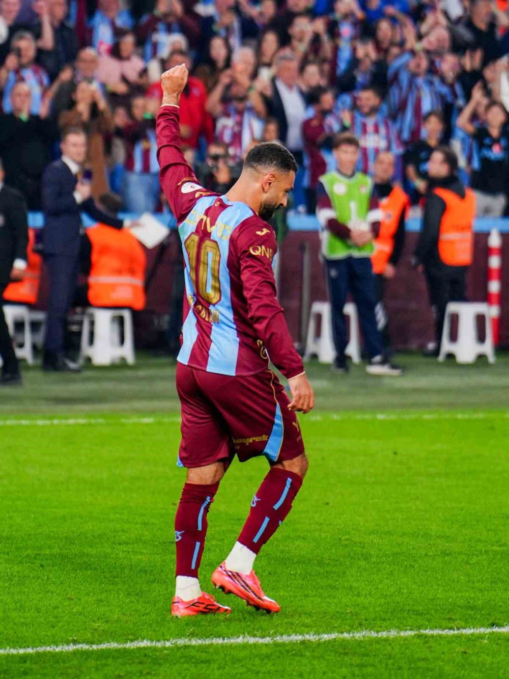 Haftanın Maçları Sona Erdi.. Galatasaray Liderliğini, Trabzonspor Galibiyetini Korudu!