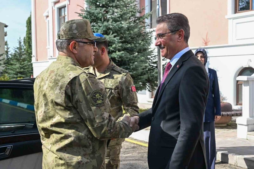 Kara Kuvvetleri Komutanı Kars ve Erzurum’da.. Orgeneral Metin Tokel’den Valilik Ziyaretleri!