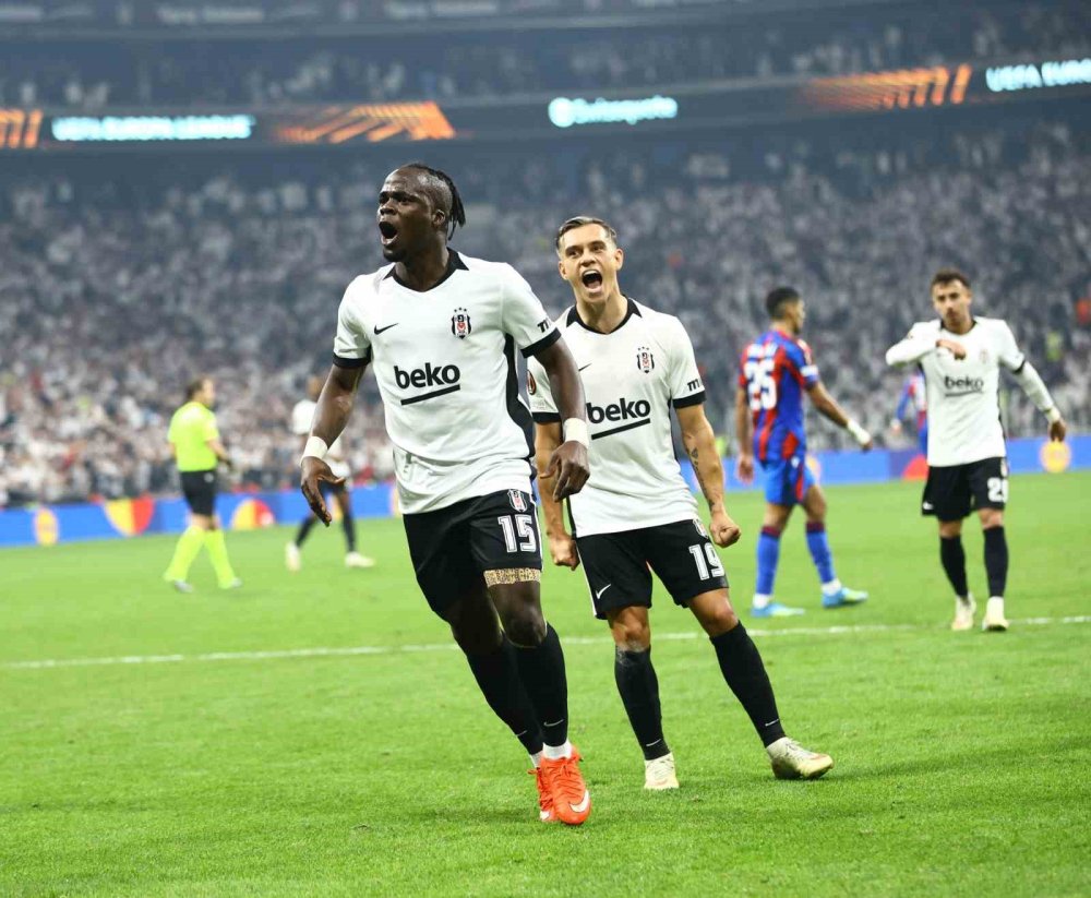 Avrupa’da 117 Gollü Futbol Gecesi.. Beşiktaş Berabere, Trabzonspor Kazandı!