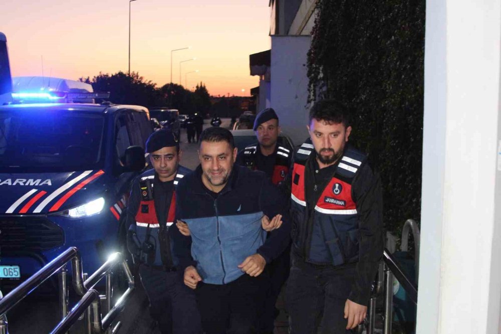 Çukurova Belediyesi Soruşturması'nda 34 Tutuklama.. Belediye Başkanı da Tutuklandı!