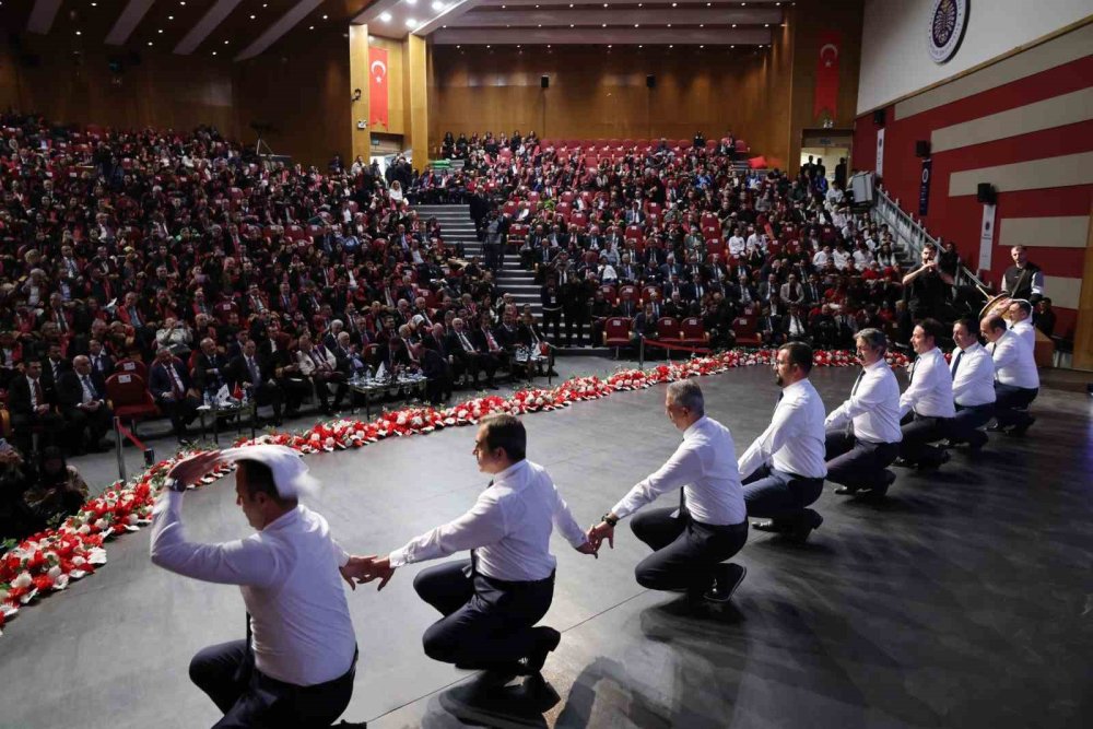 Atatürk Üniversitesi’nde 2026-2027 Akademik Yılı Açıldı.. İlk Ders Kadir Özkaya’dan!