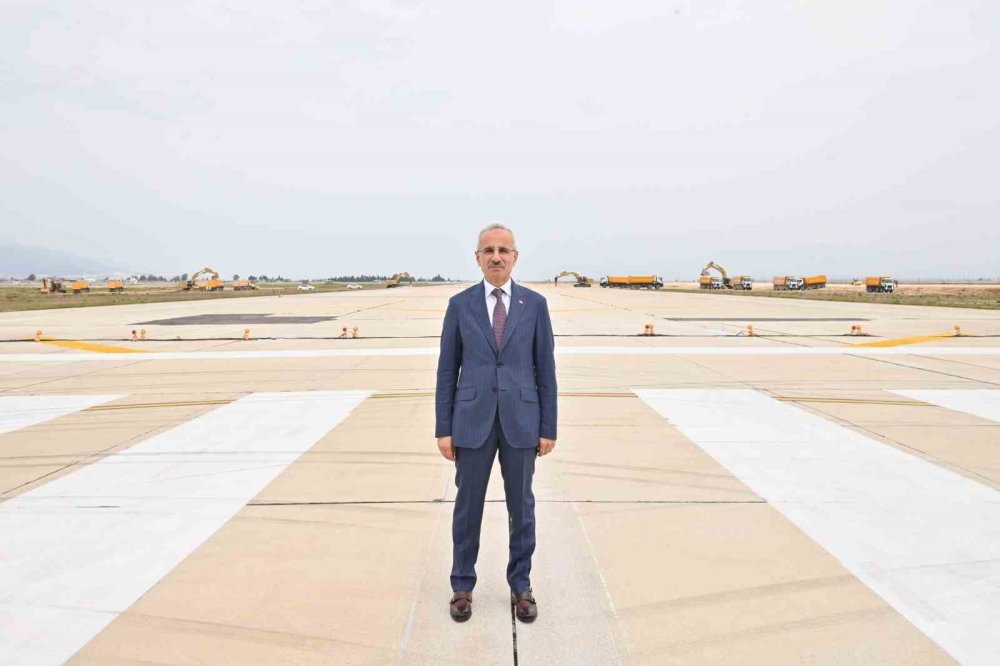 Hatay Havalimanı Yenileniyor.. Ana Pist ve Yeni Tesislerde Çalışmalar Sürüyor!