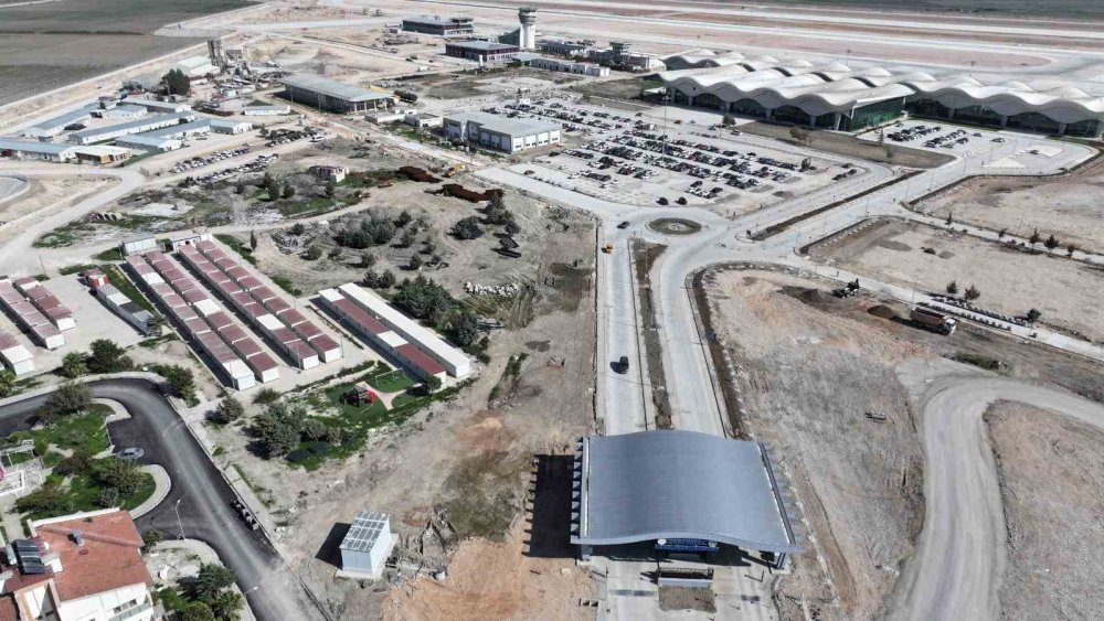 Hatay Havalimanı Yenileniyor.. Ana Pist ve Yeni Tesislerde Çalışmalar Sürüyor!