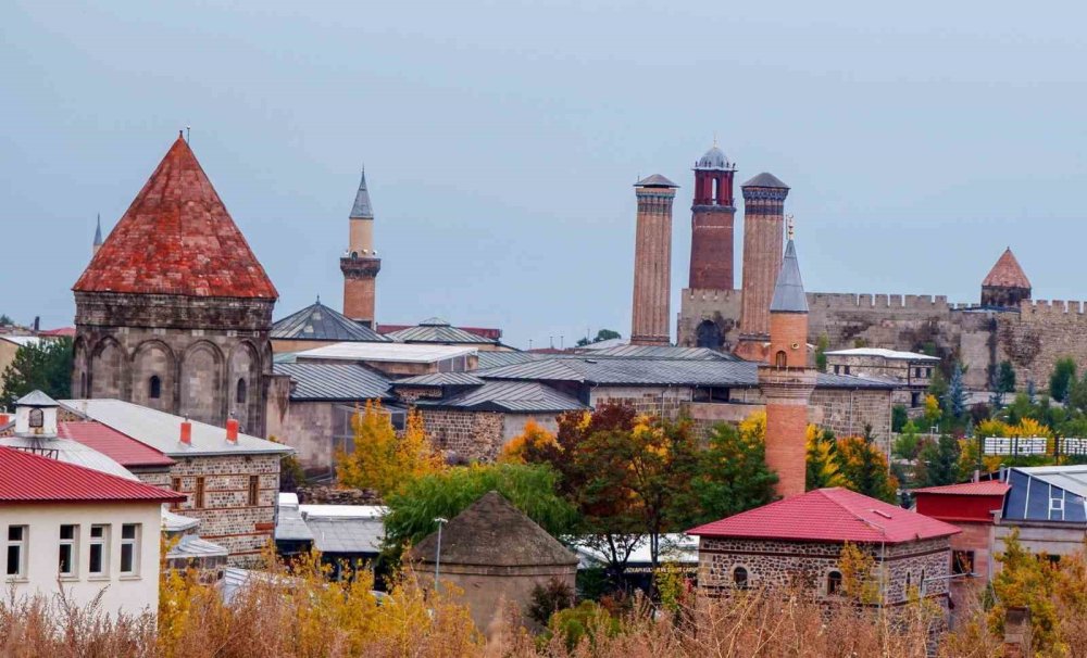 Erzurum’da Turist Sayısı 428 Bini Aştı.. Geceleme Sayısı 761 Bine Yükseldi!
