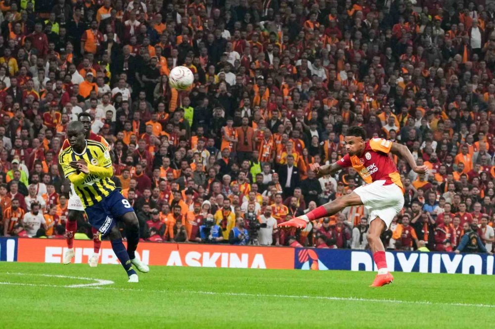 Süper Lig'de Haftanın Maçları Tamamlandı.. Galatasaray Lider, Trabzonspor Takipte!