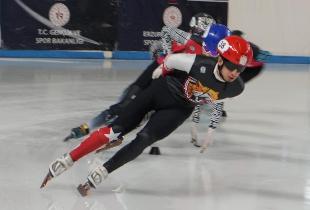 Erzurum’da Short Track Heyecanı Başlıyor: 43 Kulüpten 217 Sporcu Pistte