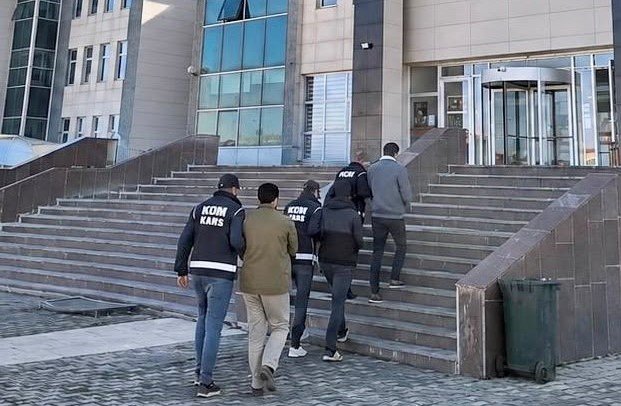 Kars Merkezli Zimmet ve Sahtecilik Soruşturması.. 2 Şüpheli Tutuklandı!