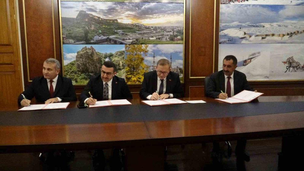 Kars’ın Eski Süt Tozu Fabrikası Restore Edilecek.. Bilim Merkezi Olacak!