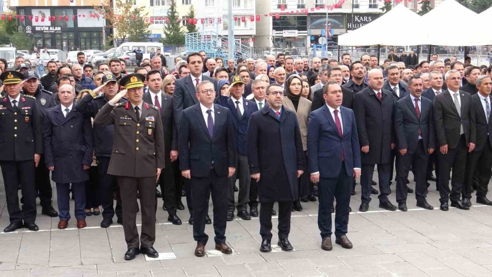 Kars’ın 106’ncı Kurtuluş Bayramı.. Kentte Tören Düzenlendi!