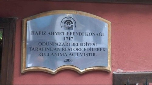 300 Yıllık Tarihi Konağının Kapılarını Vatandaşlara Açtı