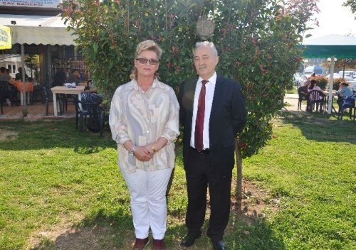 60 Yaşında Ehliyet Aldı