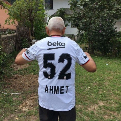 95’lik Dedenin Beşiktaş Aşkı