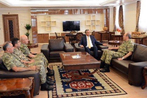 9’ncu Kolordu Komutanı Korgeneral Öngay’dan Vali Özefe’ye Ziyaret