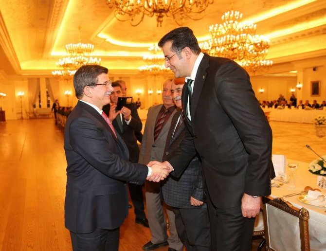 adem-ertas-basbakan-(1).jpg