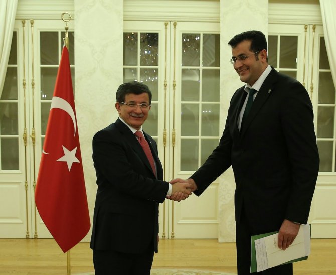 adem-ertas-basbakan-(2).jpg