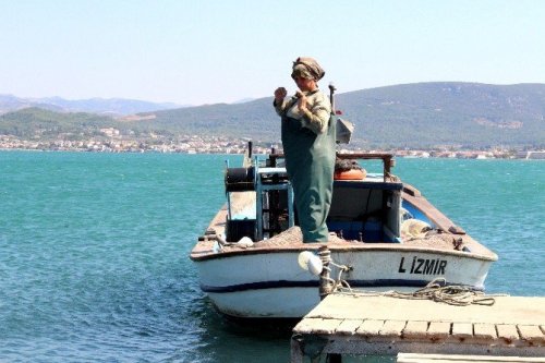 Ağların Sultanı Ekmeğini Denizden Çıkartıyor