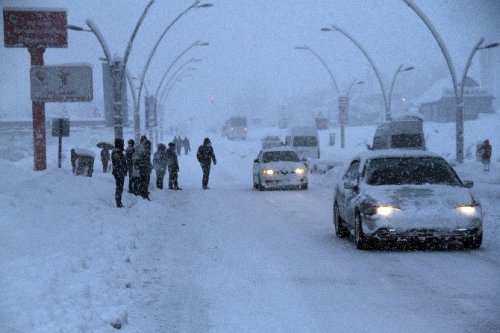 Ağrı’da Okullar Bir Gün Tatil Edildi