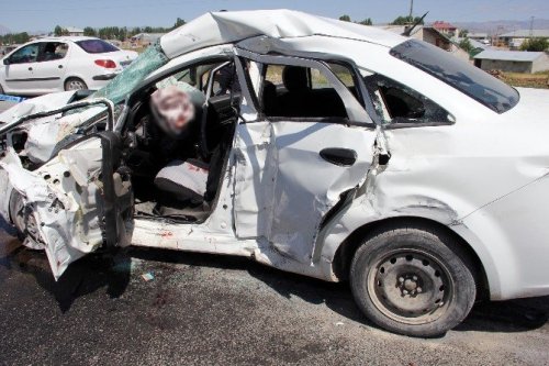 Ağrı’da Trafik Kazası: 1 Ölü, 3 Yaralı