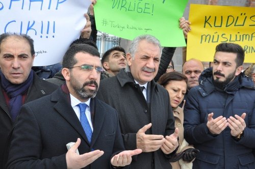 ‘AK Parti İl Teşkilatı’ndan Kudüs Protestosu