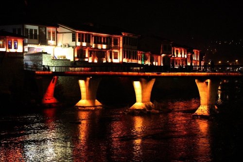 Amasya Evleri ‘Turuncu’ Renkte