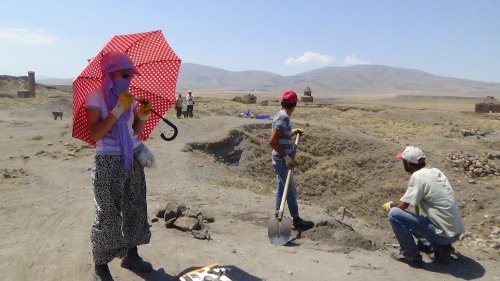 Ani'de Arkeolojik Kazı Çalışması