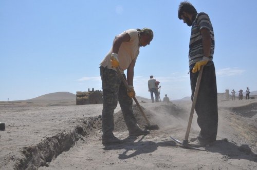 Ani'de Arkeolojik Kazı Çalışması