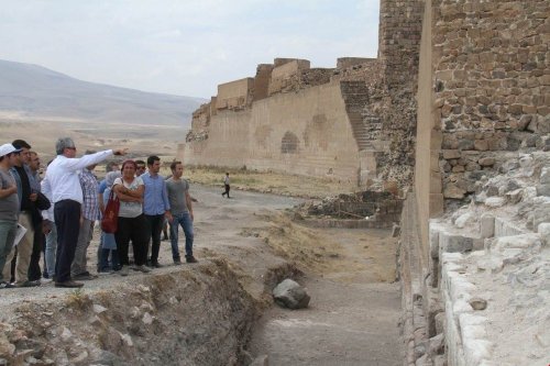 Ani'de Arkeolojik Kazı Çalışması