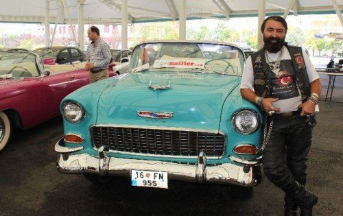 Antika Pazarındaki Milyon Dolarlık Sergi