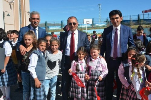 Ardahan’da İlk Ders Zili Çaldı