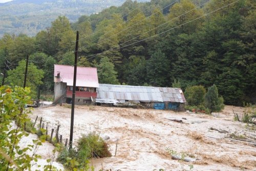 Artvin’de Sel