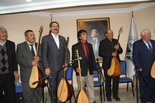 Aşıkların ’Darbe’ Atışması