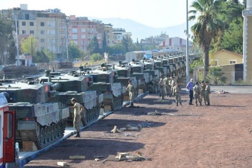 Askeri Birliklerinin Şehir Dışına Taşınması Sürüyor