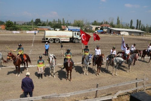 Atlı Cirit Türkiye Yarı Final Müsabakaları Sındırgı’da Başladı