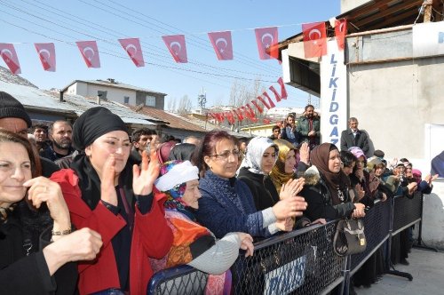 Bakan Arslan'ın Referandum Çalışmaları