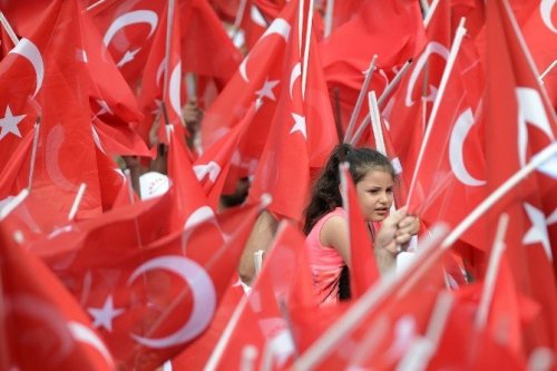 Başkent’te “Demokrasi Ve Şehitler Mitingi” Coşkusu