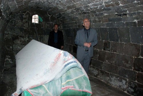 Bitlis’teki Vakıf Eserleri Büyük Bir Titizlilikle Onarılıyor