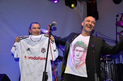 Bodrum Masalı Dizi Oyuncularından Muhteşem Konser