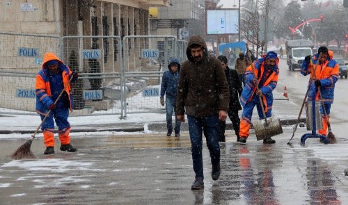 ‘Bölge’de Kar Yağışı Başladı