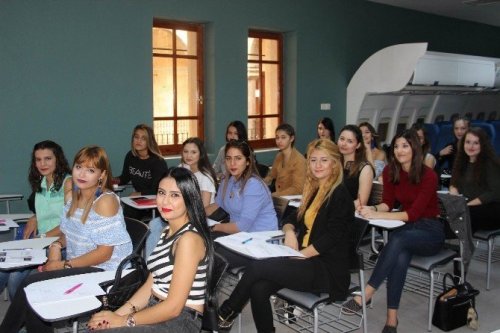 Bu Köyün Nüfusundan Fazla Öğrencisi Var