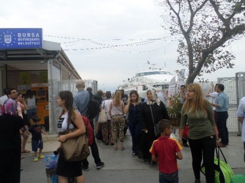 Bursa’da Yağış Hayatı Felç Etti