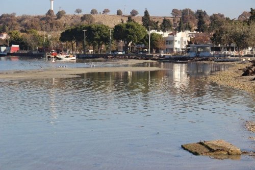 Çanakkale’de Deniz 20 Metre Çekildi