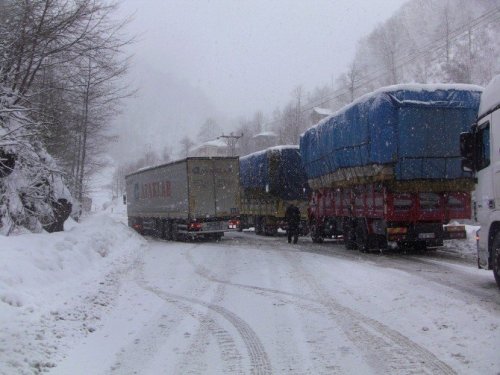 Cankurtaran Geçidi'nde Zor Anlar