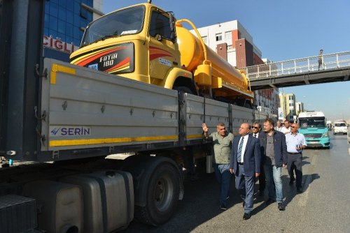 Çiğli’den Ovacık Belediyesi'ne Araç Hibesi