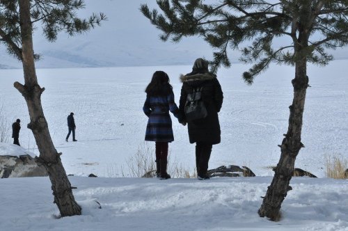 Çıldır Gölü’ne Ziyaretçi Akını