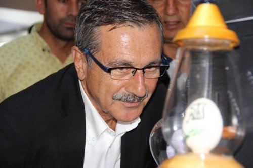 Çinli Ustadan Esinlendi, Anadolu Motiflerini Yumurtaya İşledi