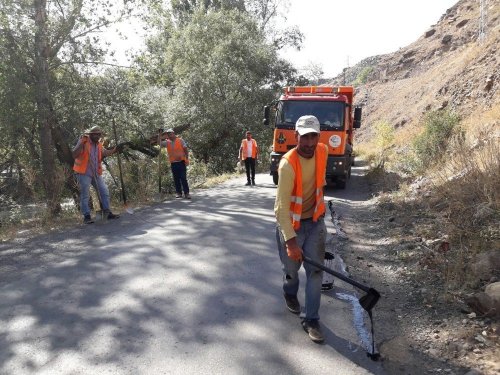 'Dereiçi'nin Yolu Onarılıyor