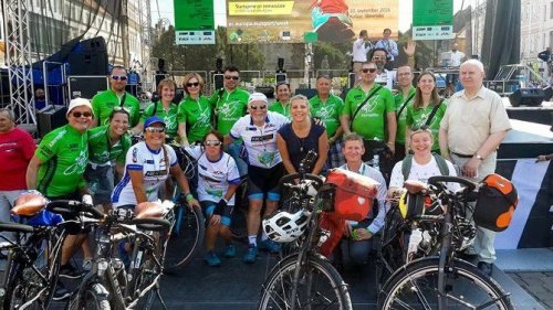 Enverçevko Bisiklet Takımı, Dünya Barışı İçin Pedal Çevirecek
