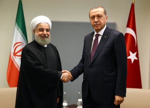 Erdoğan, İran Cumhurbaşkanı Ruhani İle Görüştü