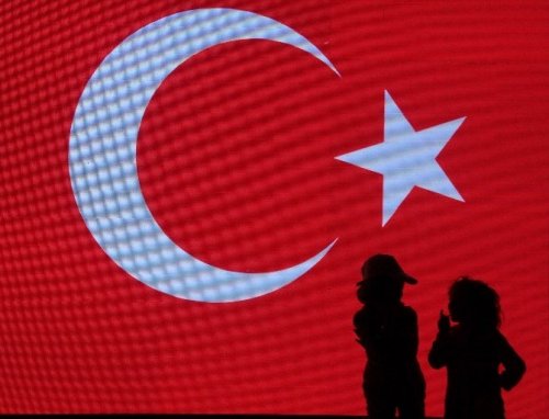 Erzurum’da “Bayrak Yürüyüşü” Düzenlendi